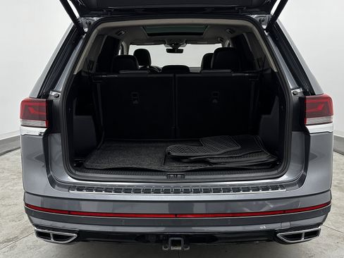 Used 2024 Volkswagen Atlas SEL Premium R-Line image 31