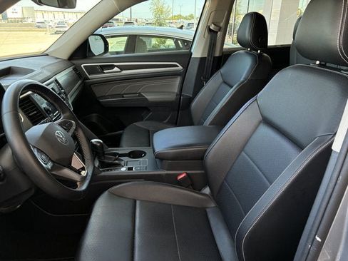 Used 2022 Volkswagen Atlas SE FWD image 13