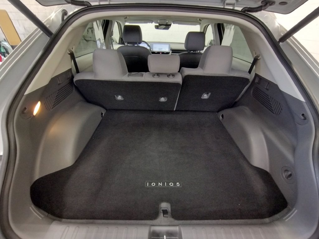 Certified 2024 Hyundai Ioniq 5 SEL AWD/4WD image 17