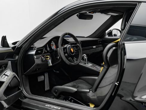 Used 2019 Porsche 911 GT2 RS w/ Weissach Package image 46
