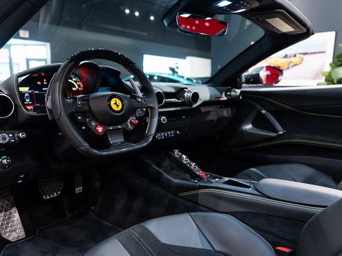 Certified 2023 Ferrari 812 GTS RWD image 29