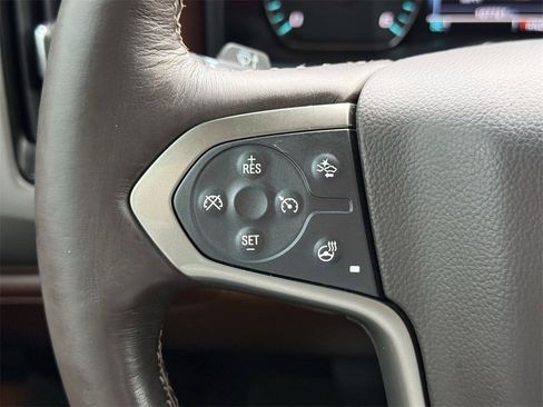 Used 2017 Chevrolet Silverado 1500 High Country image 16