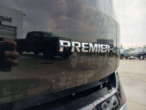 Certified 2022 Chevrolet Traverse Premier image 35