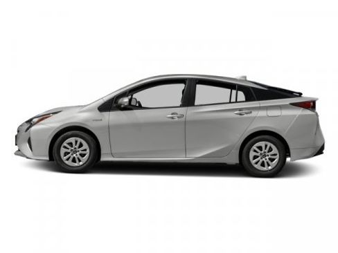 Used 2016 Toyota Prius Four image 3