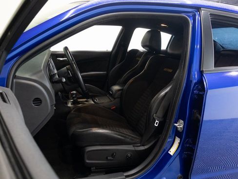 Used 2018 Dodge Charger R/T image 19