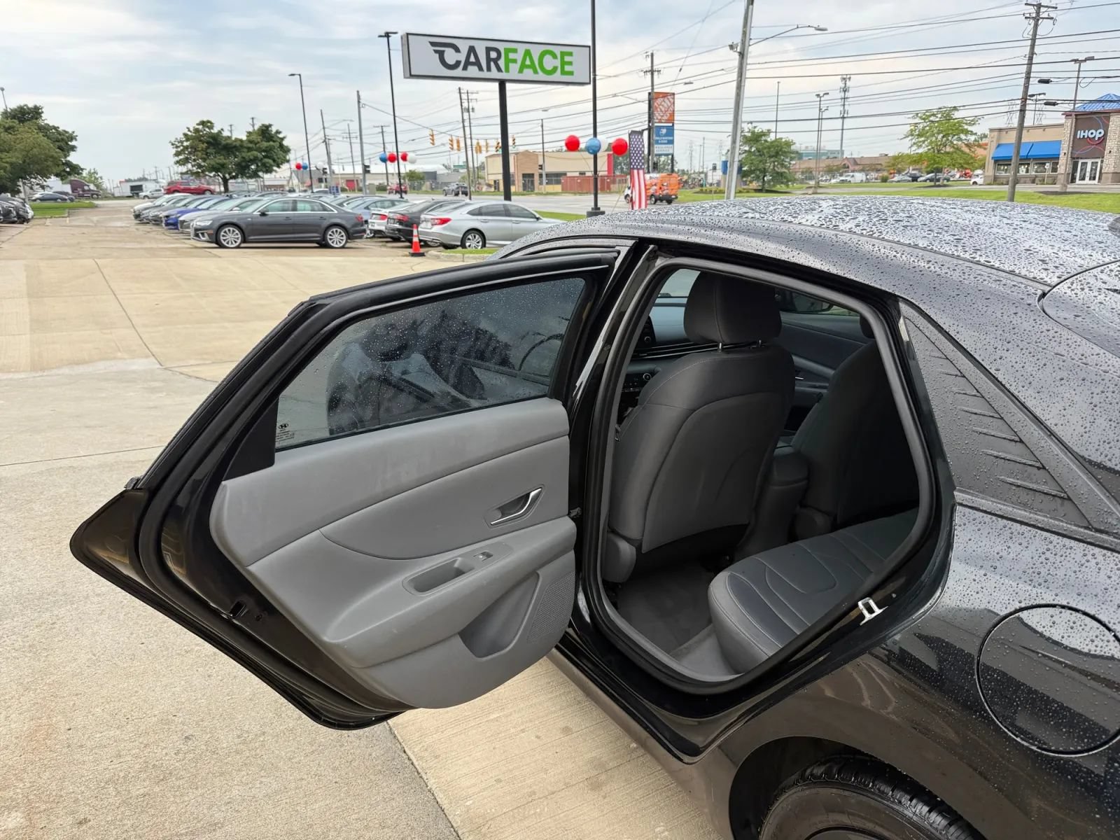 Used 2021 Hyundai Elantra SEL FWD image 17