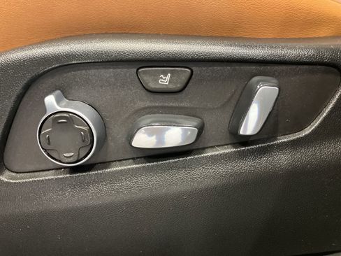 Used 2019 Cadillac XT4 Sport image 13