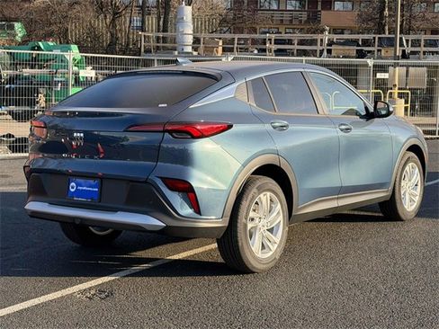 New 2026 Buick Envista Preferred w/ Advanced Safety Package image 2