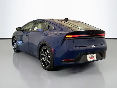New 2026 Toyota Prius Plug-In Hybrid FWD image 6