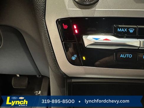 Used 2022 Ford Explorer XLT w/ Equipment Group 202A image 14