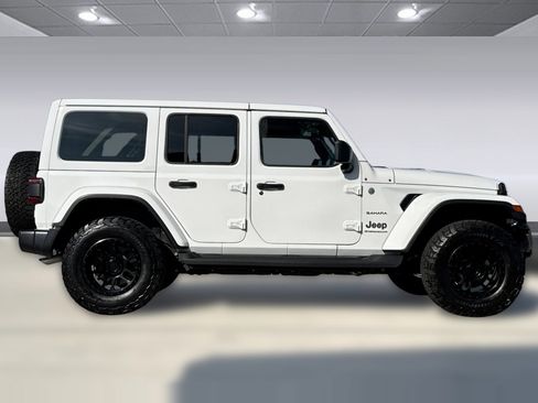 Used 2024 Jeep Wrangler Sahara w/ Technology Group image 2