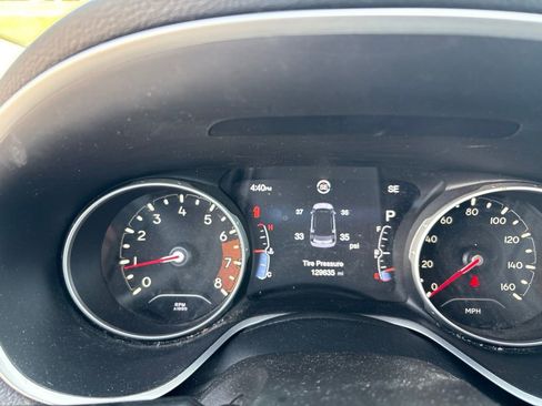 Used 2018 Jeep Compass Latitude w/ Popular Equipment Group FWD image 8