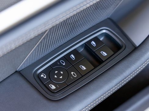 New 2025 Porsche Taycan Turbo S image 50