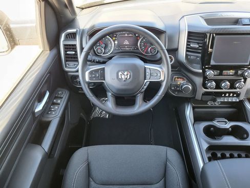 New 2026 RAM 1500 Express AWD/4WD image 21
