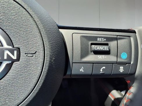 New 2025 Nissan Kicks SR w/ Illumination Package image 19