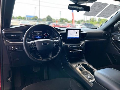 Used 2020 Ford Explorer XLT AWD/4WD image 42