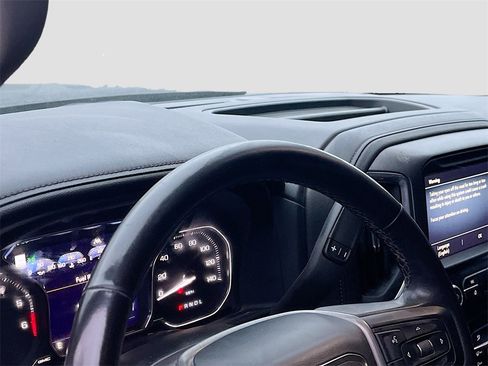 Used 2020 GMC Sierra 1500 Denali w/ Denali Ultimate Package image 9