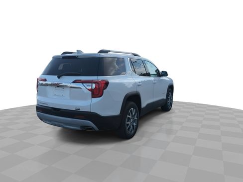 Certified 2023 GMC Acadia SLT w/ Technology Package FWD image 8
