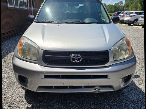 Used 2004 Toyota RAV4 2WD image 2