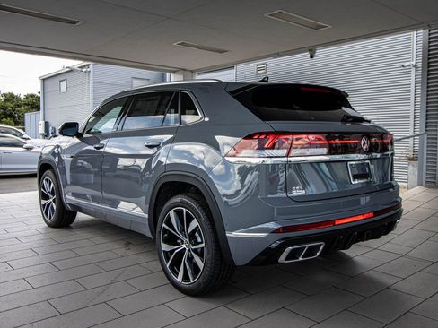 New 2026 Volkswagen Atlas Cross Sport SEL Premium R-Line AWD/4WD image 15