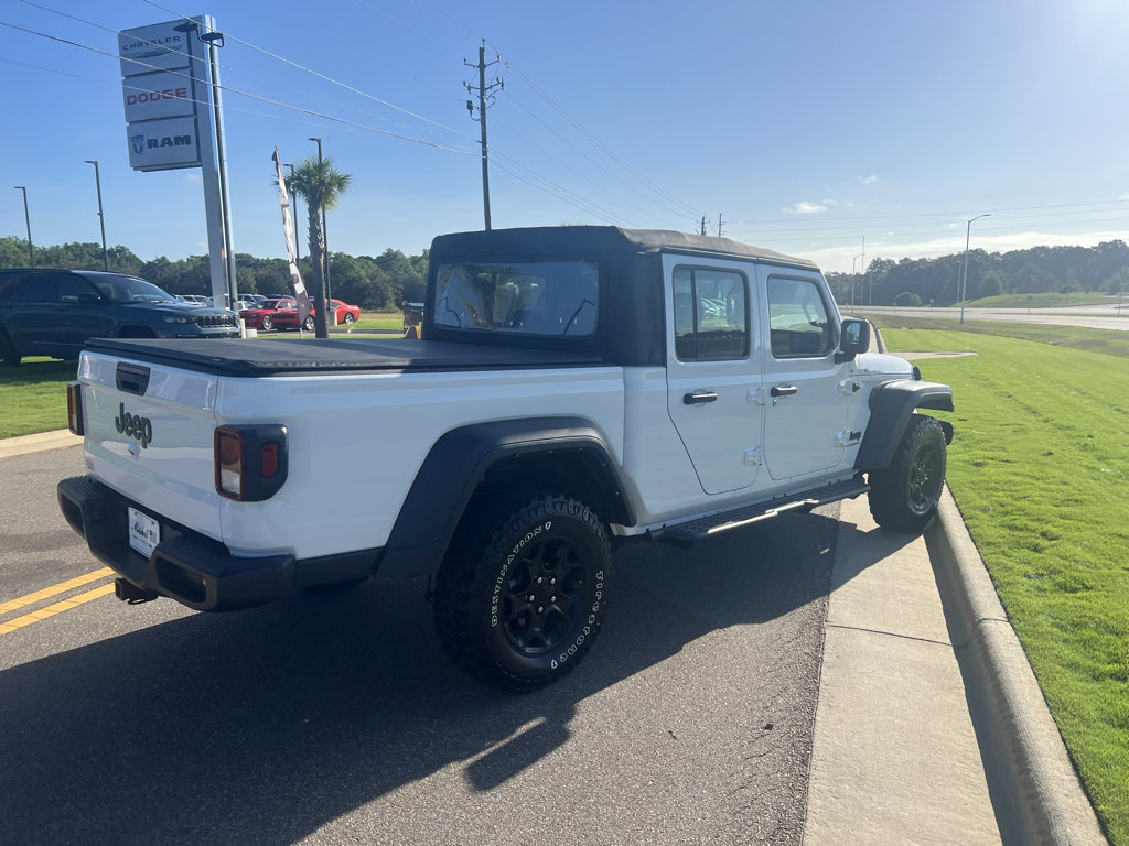 Certified 2023 Jeep Gladiator Sport w/ Trailer Tow Package AWD/4WD image 7