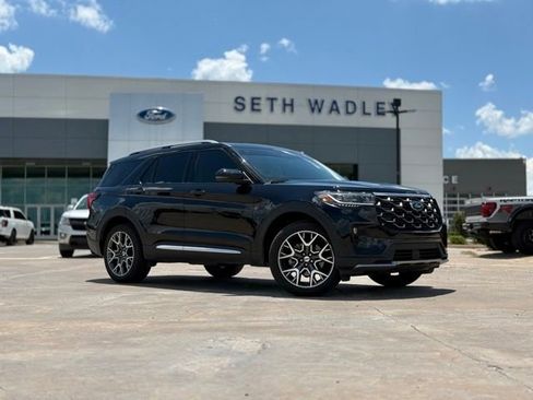 Used 2025 Ford Explorer Platinum w/ Ultimate Package AWD/4WD image 1