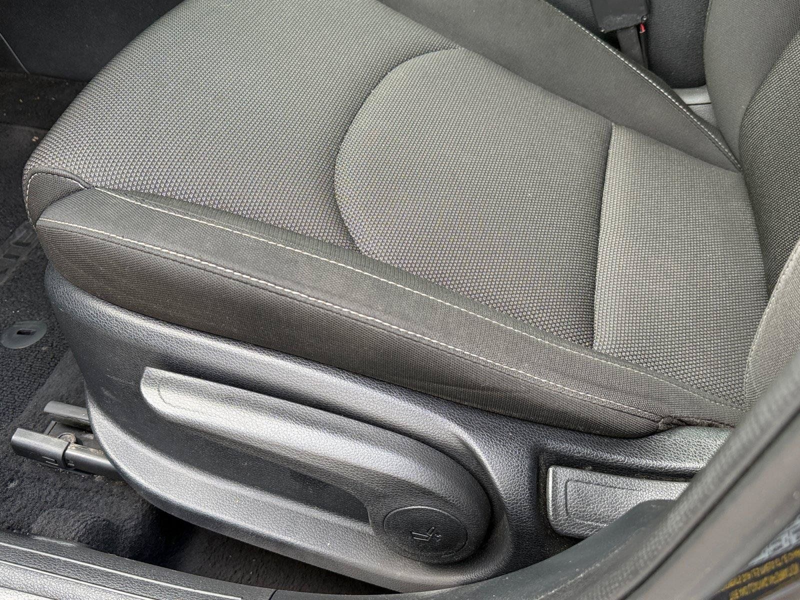 Used 2022 Kia Forte Sedan FWD image 16