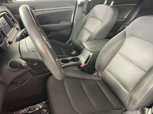 Used 2018 Hyundai Elantra SEL image 20