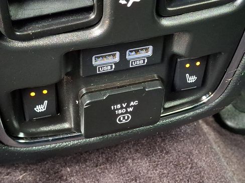 Used 2017 Jeep Grand Cherokee Limited AWD/4WD image 11