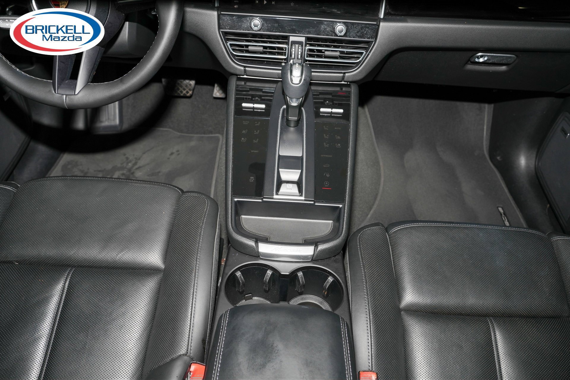 Used 2022 Porsche Macan AWD/4WD image 28