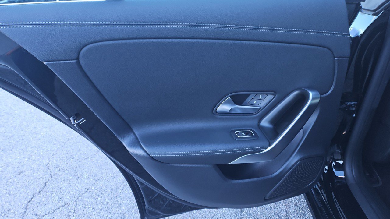 Used 2025 Mercedes-Benz CLA 250 image 12