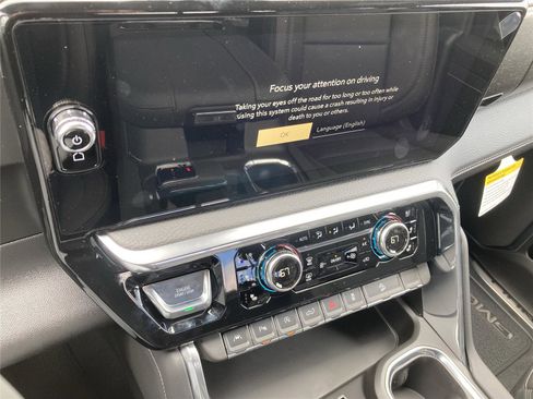 New 2026 GMC Sierra 1500 Denali w/ Denali Reserve Package image 30