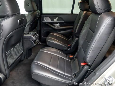 Used 2020 Mercedes-Benz GLS 450 4MATIC image 14