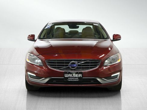 Used 2016 Volvo S60 T5 Premier w/ Climate Package image 8