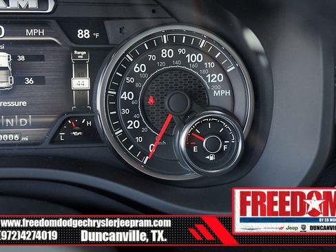 New 2023 RAM 1500 Laramie image 33