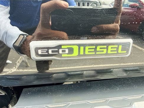 Used 2022 Jeep Gladiator Rubicon w/ LED Lighting Group image 9