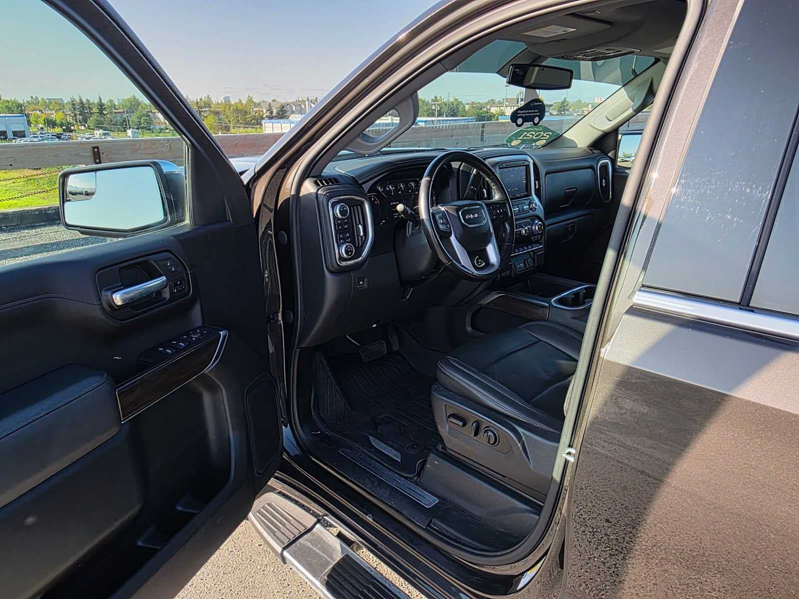 Certified 2021 GMC Sierra 1500 SLT w/ SLT Premium Package AWD/4WD image 19