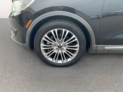 Used 2017 Lincoln MKX Reserve w/ Lincoln MKX Climate Package FWD image 44