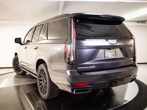 Used 2023 Cadillac Escalade Sport w/ Touring Package AWD/4WD image 3