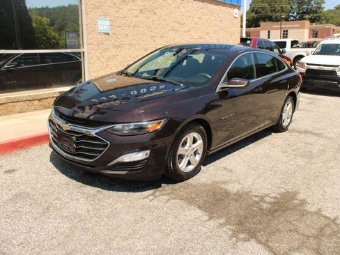 Used 2021 Chevrolet Malibu LS w/ Driver Confidence Package II FWD image 3