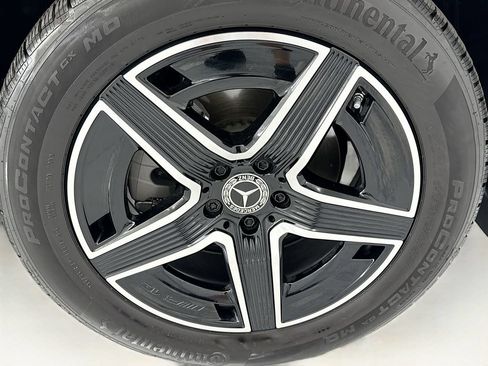 Certified 2026 Mercedes-Benz GLC 300 image 31