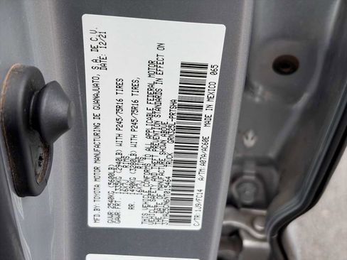 Used 2022 Toyota Tacoma SR5 image 18