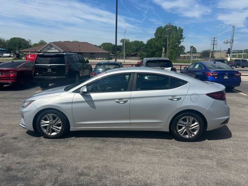 Used 2019 Hyundai Elantra SEL FWD image 3