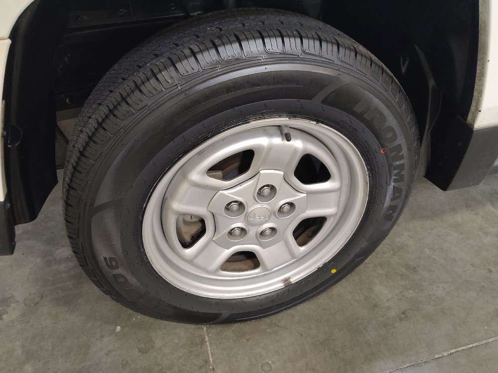 Used 2016 Jeep Patriot Sport w/ Power Value Group FWD image 31