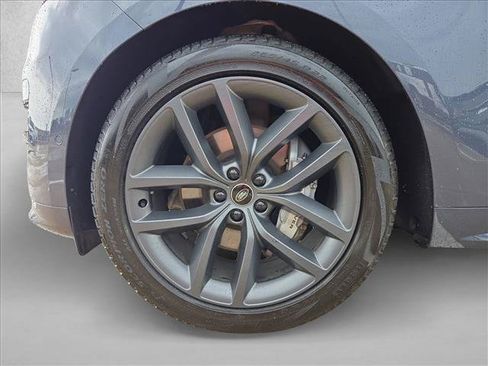 Used 2025 Land Rover Range Rover Sport Dynamic SE AWD/4WD image 25