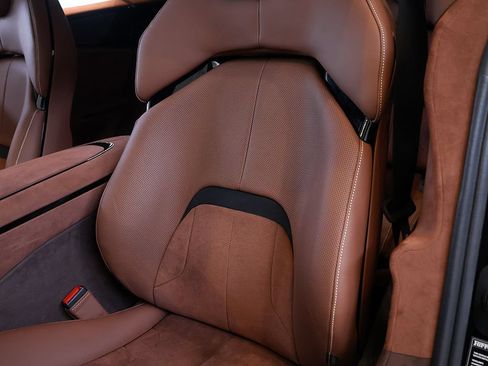 Certified 2025 Ferrari Purosangue AWD/4WD image 38