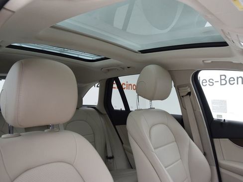 Used 2022 Mercedes-Benz GLC 300 image 18
