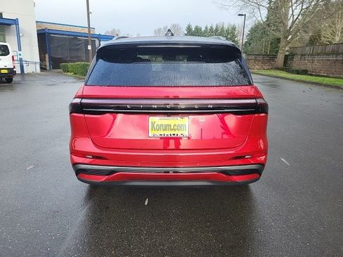 New 2026 Lincoln Nautilus Reserve image 4