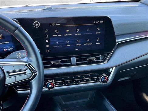 Used 2026 Chevrolet Equinox RS image 8