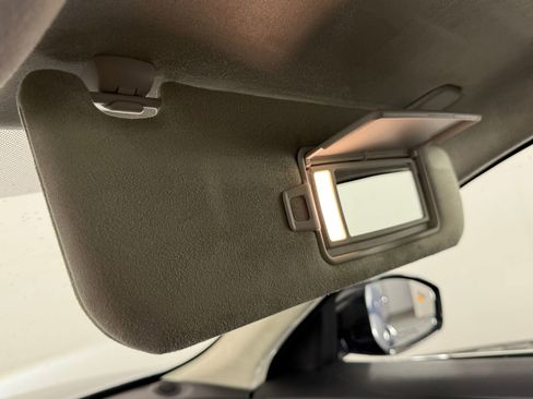 Used 2023 Jaguar F-PACE S image 22